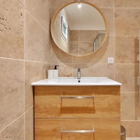 Marlene - Terrace Free Parking - By Tgb *